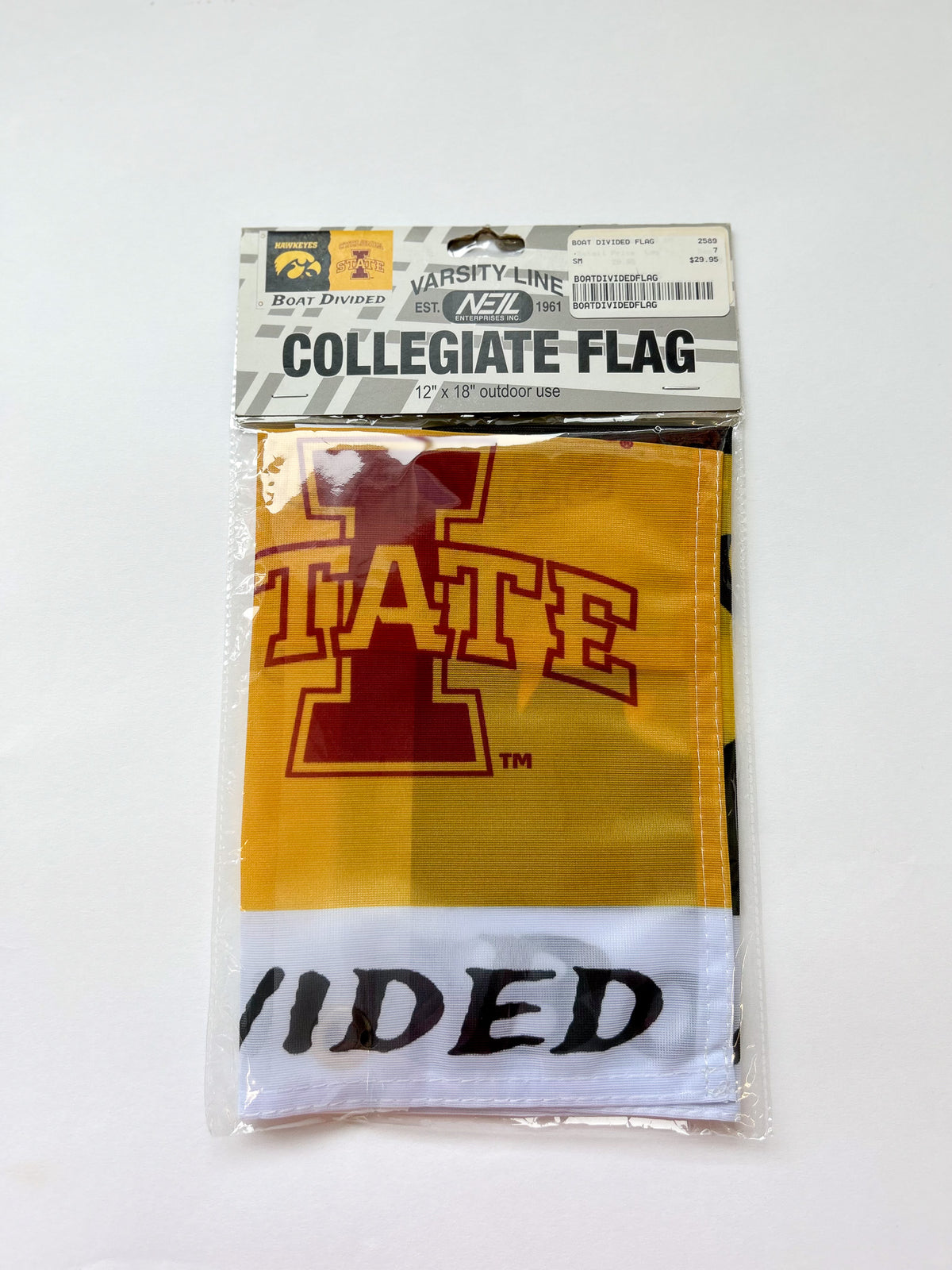 BOAT DIVIDED FLAG
